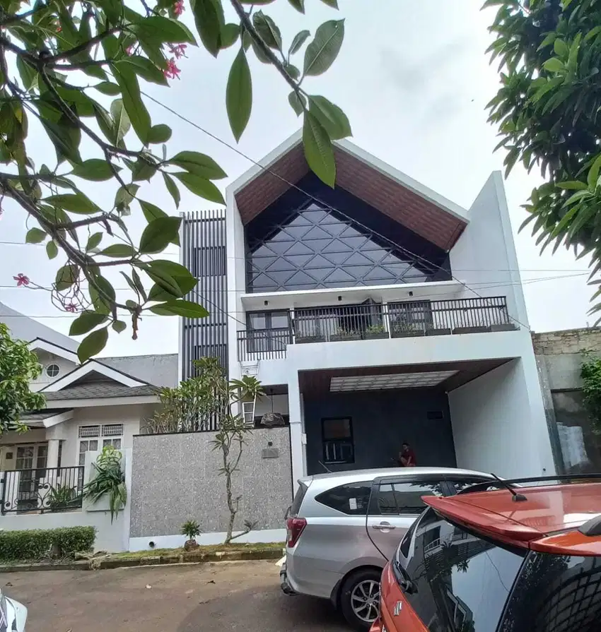 Rumah Cantik di Kasuari Sektor 9 Bintaro Jaya Lokasi Ok Semi Furnish