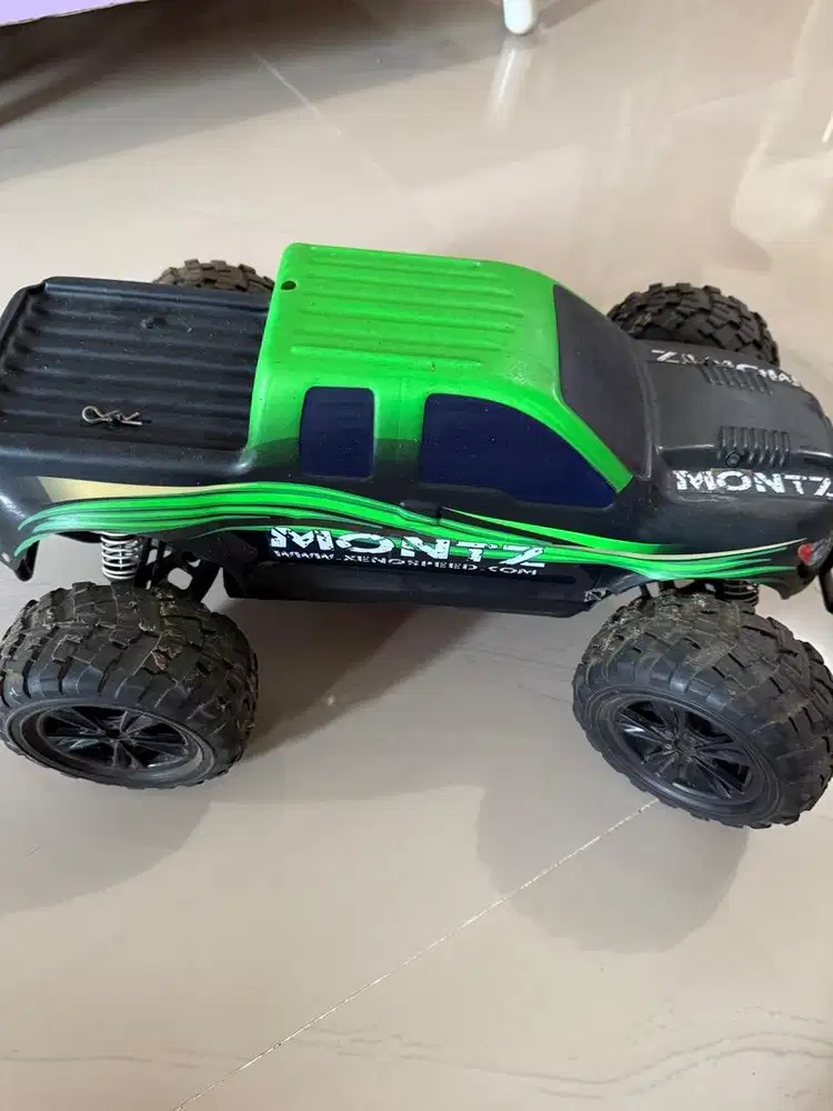 montz xeno RC truck