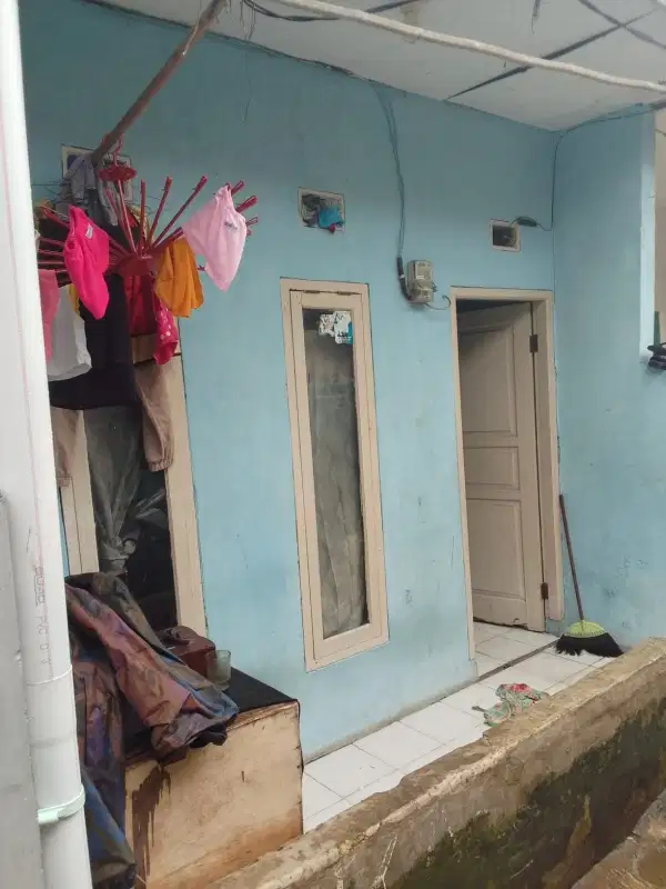 di jual butuh rumah minimalis scond kondisi bagus