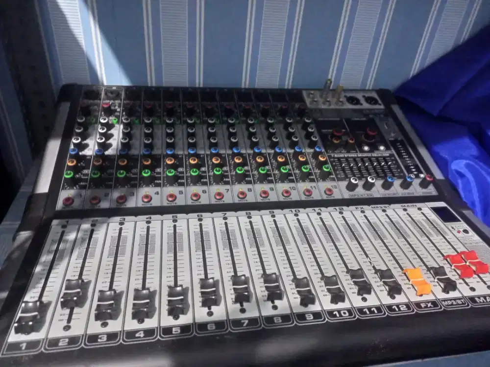 DIJUAL MIXER AUDIO