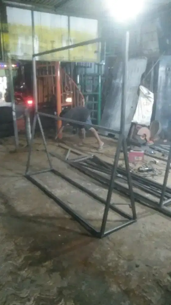 TUKANG LAS - BENGKEL LAS LISTRIK