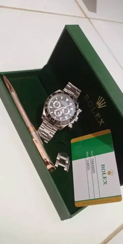 Cosmograph daytona Oyster Perpetual

Rolex