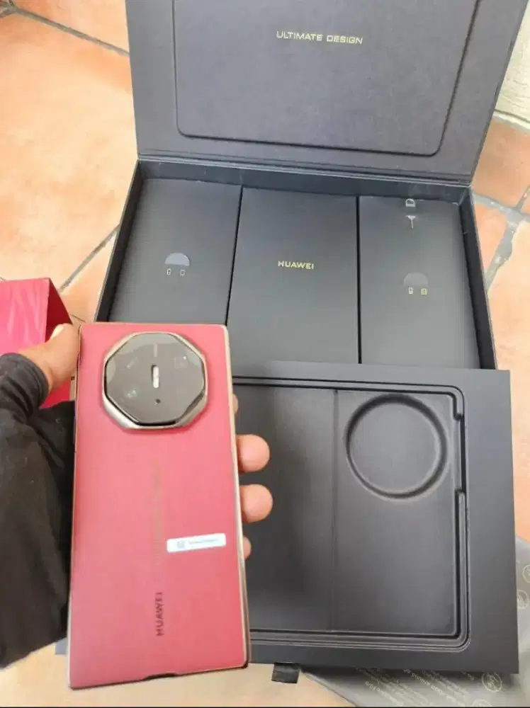 HUAWEI MATE XT ULTIMATE 16/1TB FULLSET ORIGINAL MULUS LIKE NEW RESMI