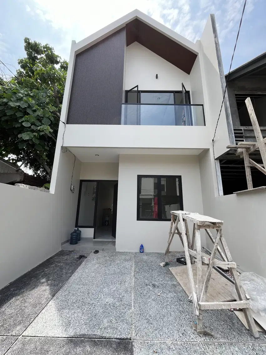 Wilson Rumah baru 2 lantai dalam komplek meruya kav dki