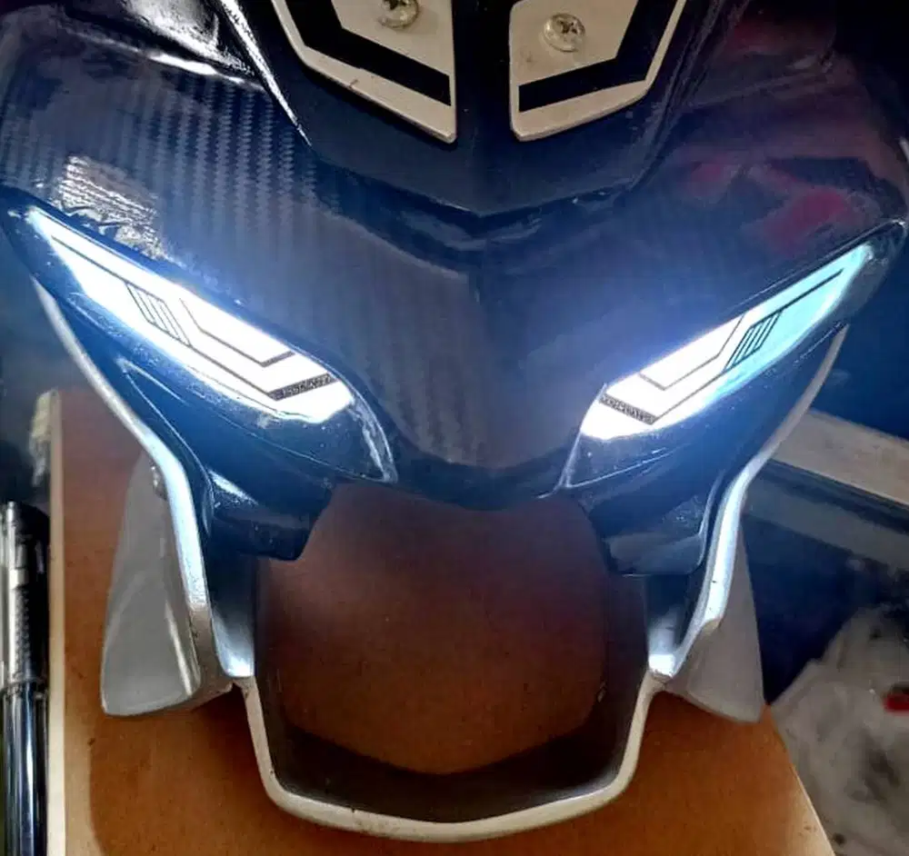 Lampu Depan Headlamp Universal Motor Sport Model New Yamaha MT25