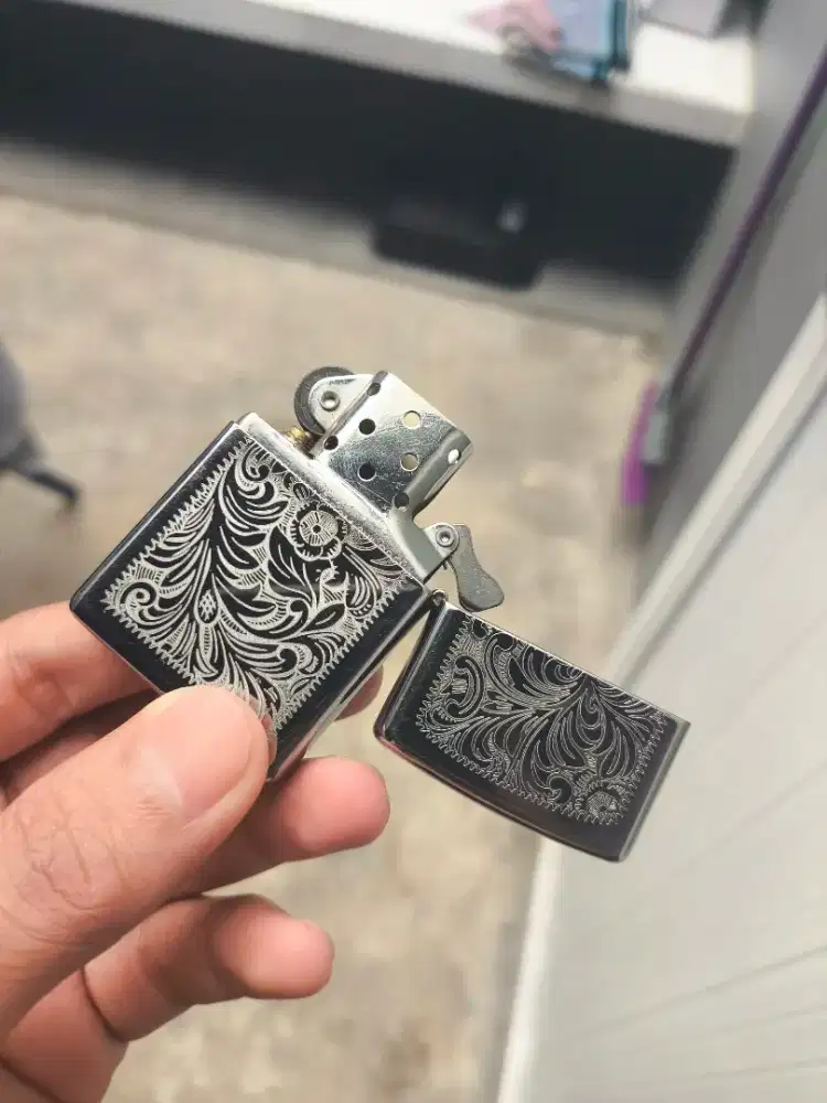 Zippo motif baru