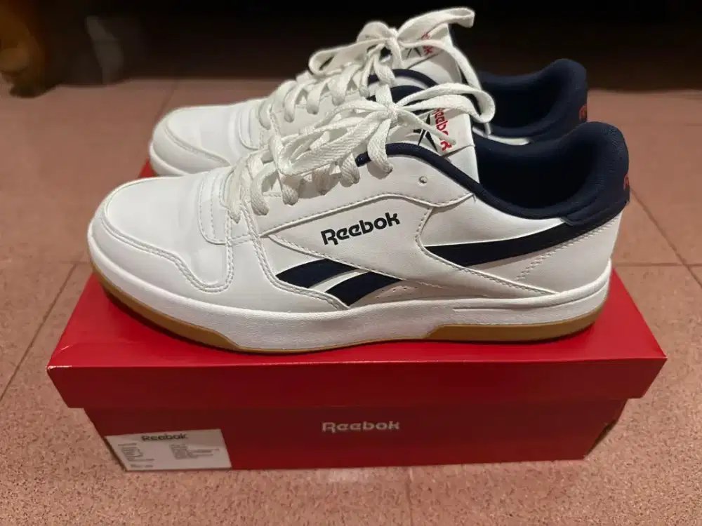 JUAL MURAH SEPATU REEBOK UNISEX