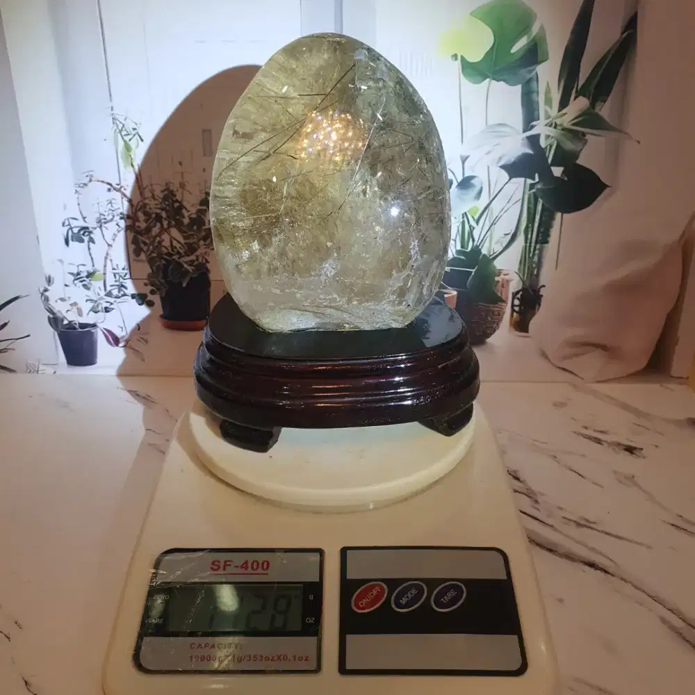 BATU CRYSTAL SERAT BENANG EMAS