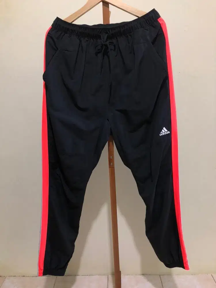 Celan Jogger Adidas Three Stripes