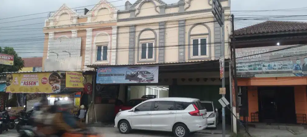 RUKO 2 LANTAI PINGGIR JALAN UTAMA