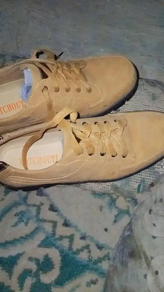 Sepatu whatchout pria