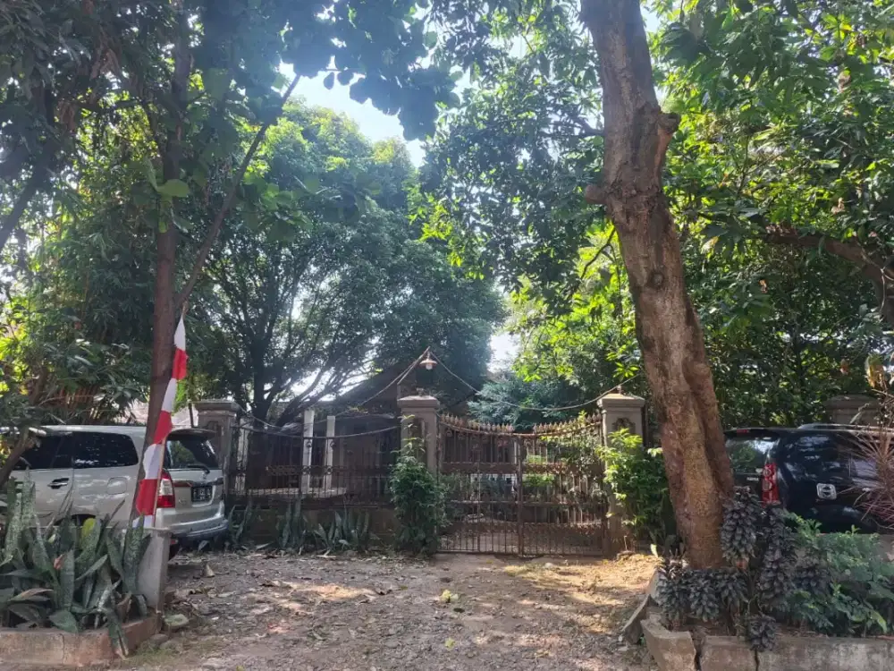 Dijual Cepat Rumah Hitung Tanah Luas diKomplek Pemda Jatiasih Bekasi.