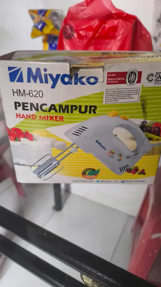 Mixer miyako pengocok kue tart atau kue bolu