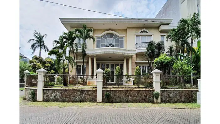 Rumah Hoek Villa Gading Indah, Kelapa Gading, Jakarta Utara