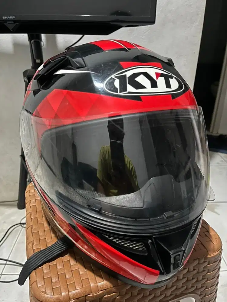 Helm Fullface KYT