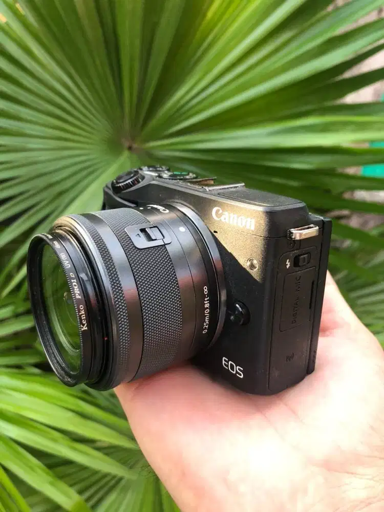 Canon EOS M3 + Lensa Kit 15-45mm | Box Lengkap | Minus Vignet