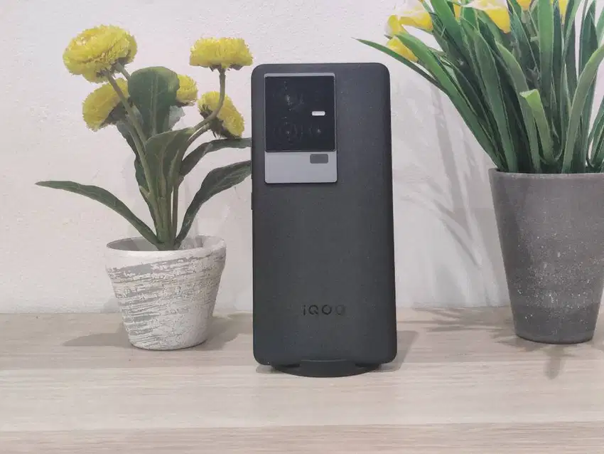 IQOO 11 5G 16GB/256GB Resmi Indonesia Unit Only