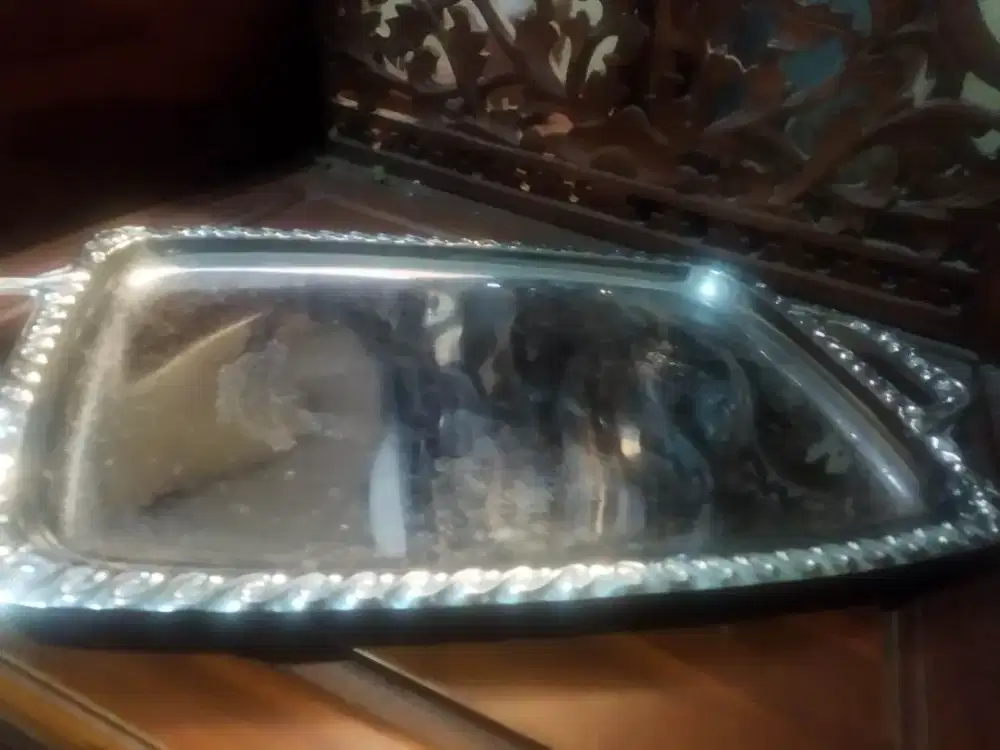 Nampan Besar Kinclong