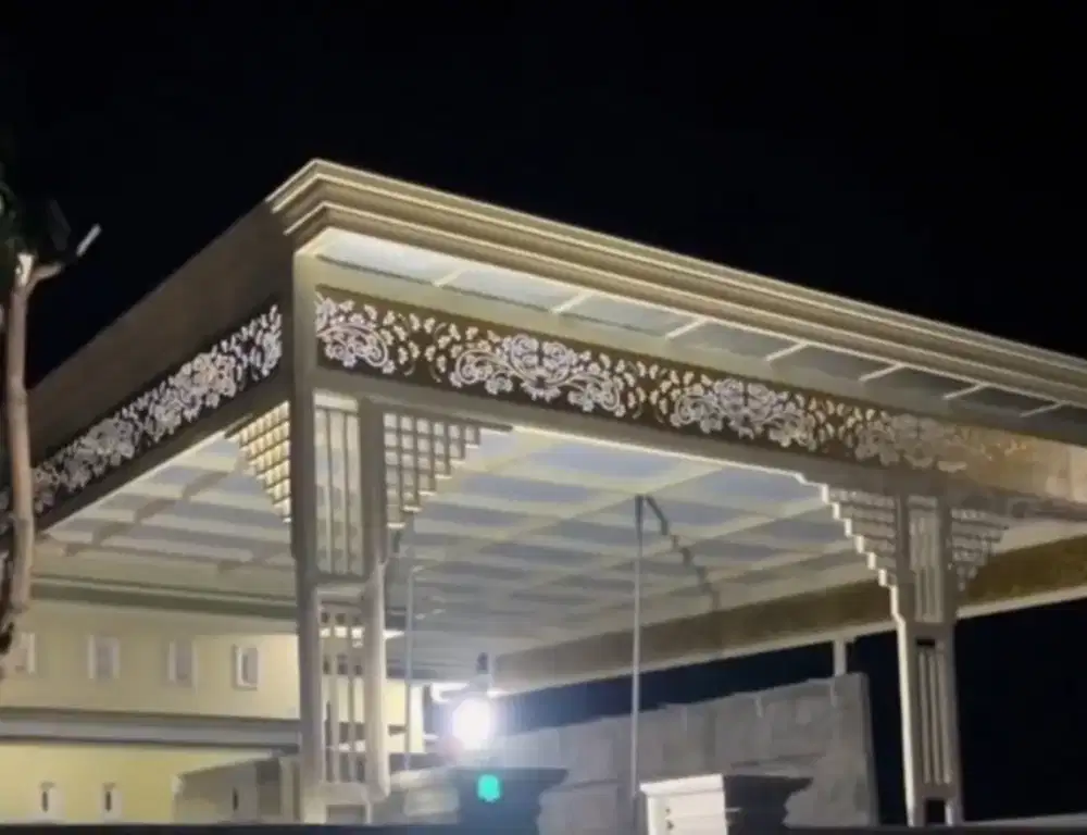 Kanopi teras mewah