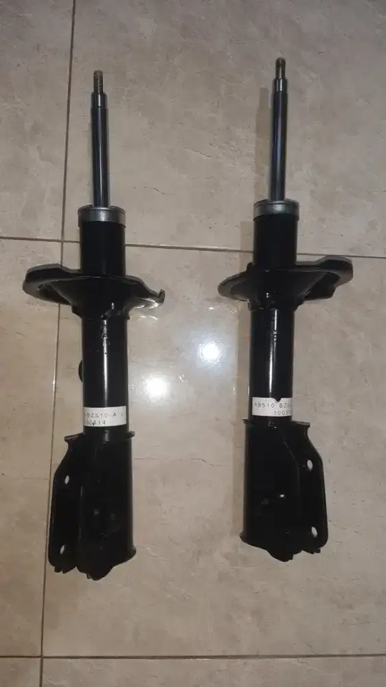 Shockbreaker Depan Terios/Rush kondisi layak pakai