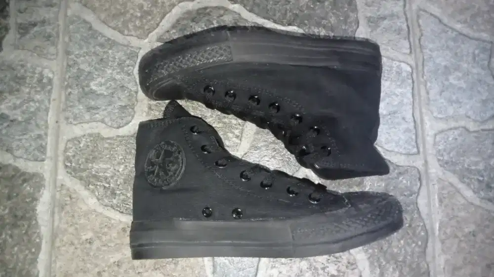 Sepatu Unisex Converse All Star Size 36