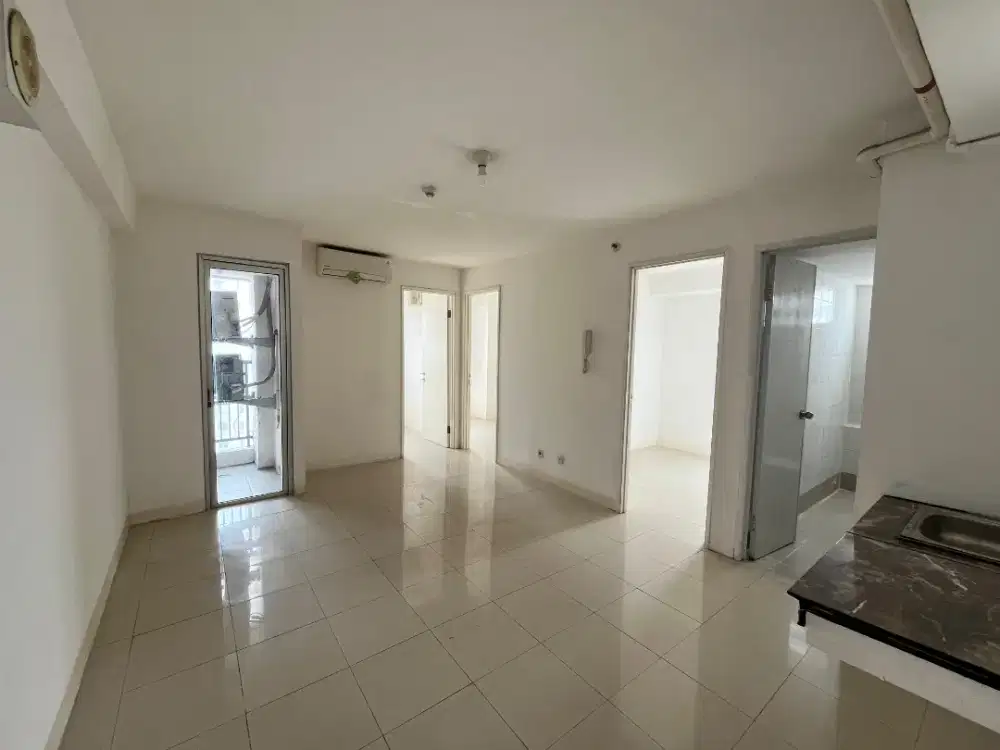 Dijual unit 3BR kosongan diatas mall @Bassura city