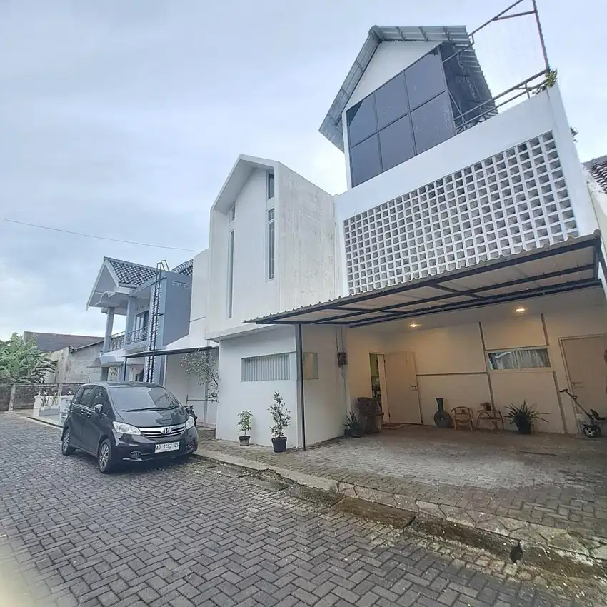 Rumah bagus siap huni di purwomartani Sleman