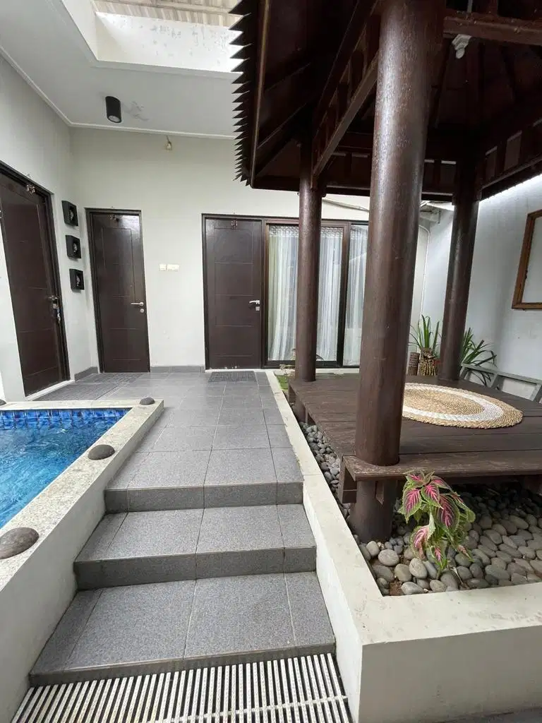 DIJUAL RUMAH VILLA DI ANYER FULL FURNISHED CANTIK HOOK MURAH MERIAH
