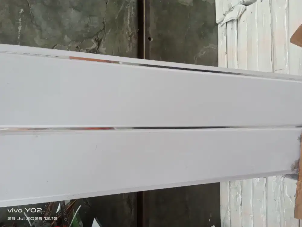 8iim plafon PVC bisa lasung pasang