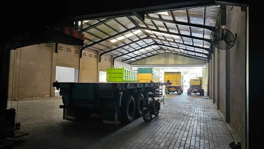 Siap Huni JL Demak Surabaya