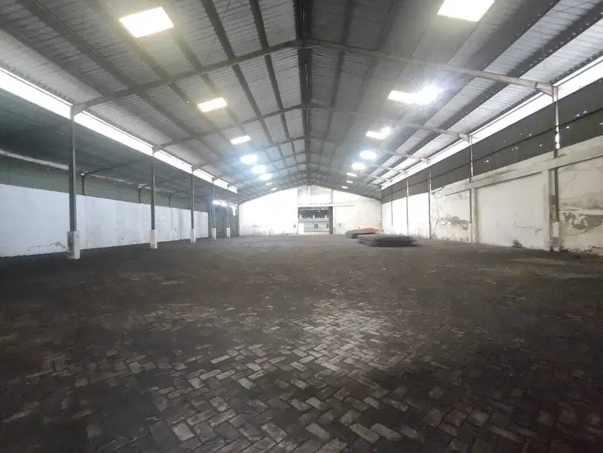 DISEWAKAN Gudang Kalianak + Kantor Siap Huni LT4000/LB3500