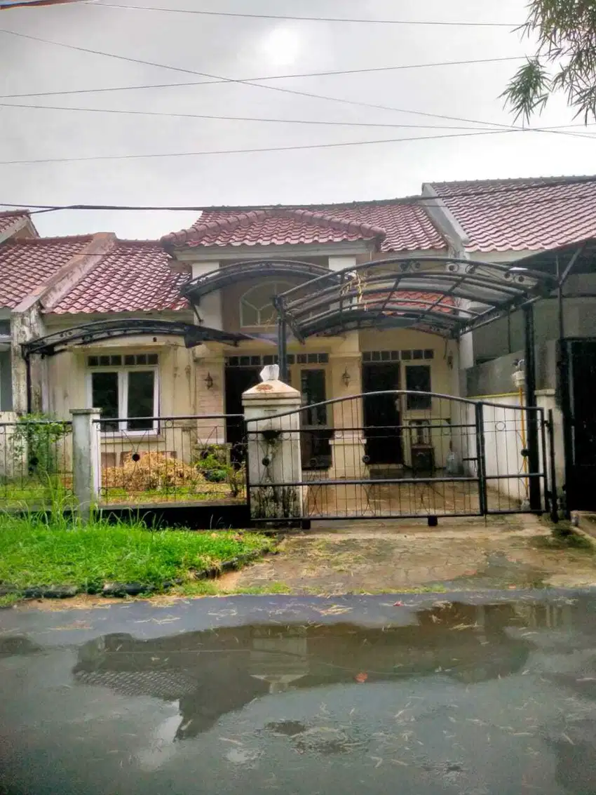 Dijual Rumah Di Regency Melati Mas 1 Lantai Perlu Renov