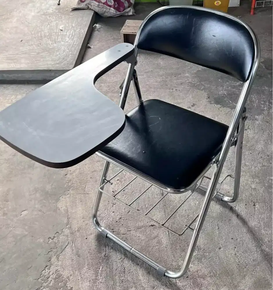 KURSI CHITOSE Bekas Rekondisi