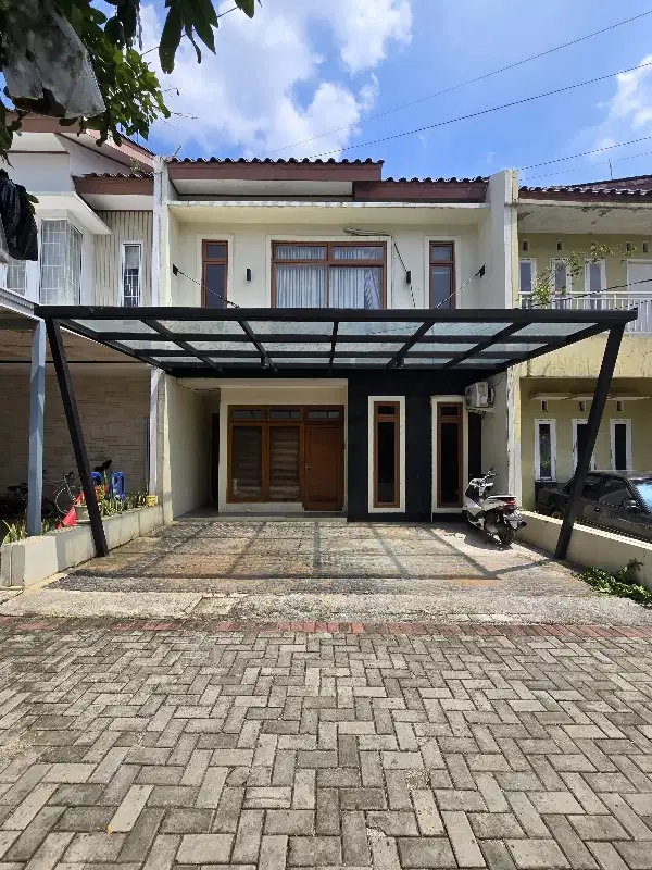 Rumah Secondary dalam cluster dekat LRT Jatibening baru Pondok gede