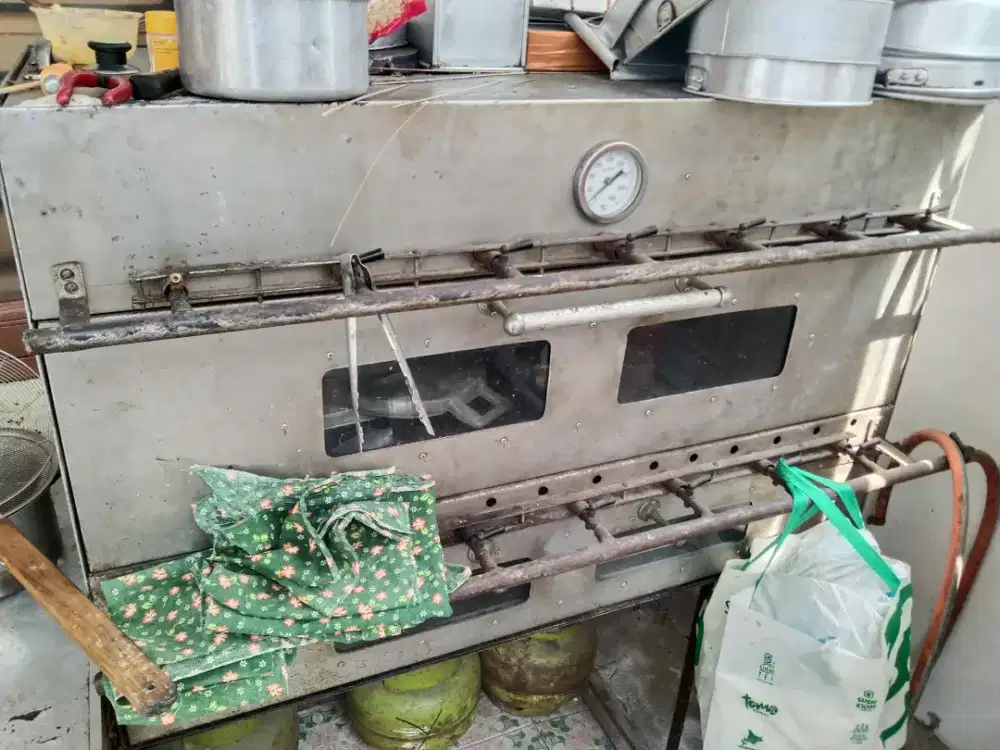Oven Gas Untuk Memanggang