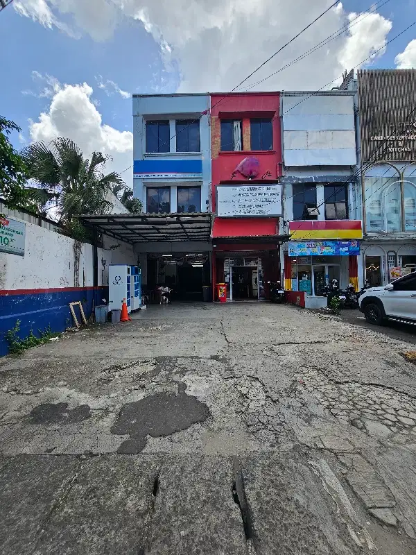 Jual Ruko siap pakai Parkir 4 mobil radio dalam raya Jaksel