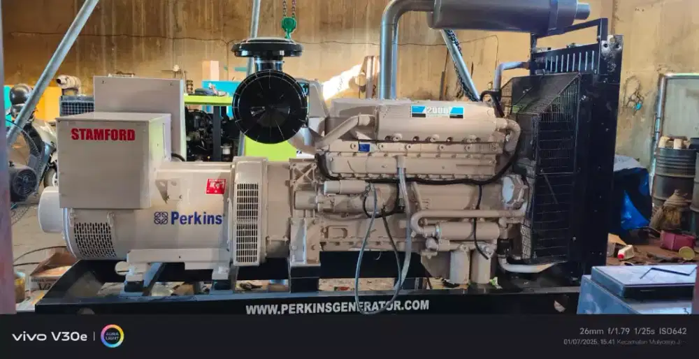 Jual genset bekas perkins 300 kva
