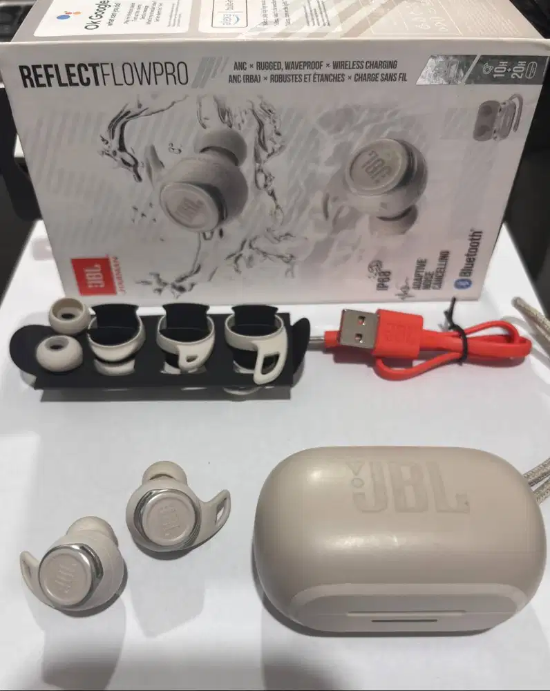 JBL Reflect Flow PRO Waterproof true wireless NC active sport earbuds
