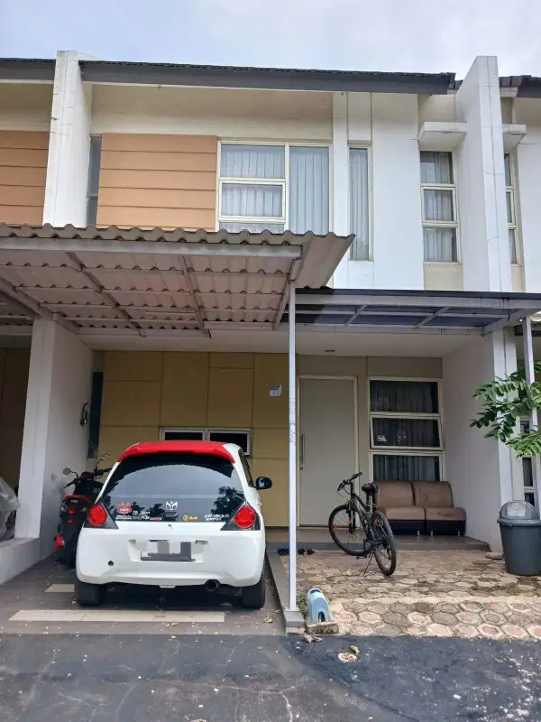Dijual rumah, 2 KM, 1 km menuju pintu tol Tambun , Grand Wisata