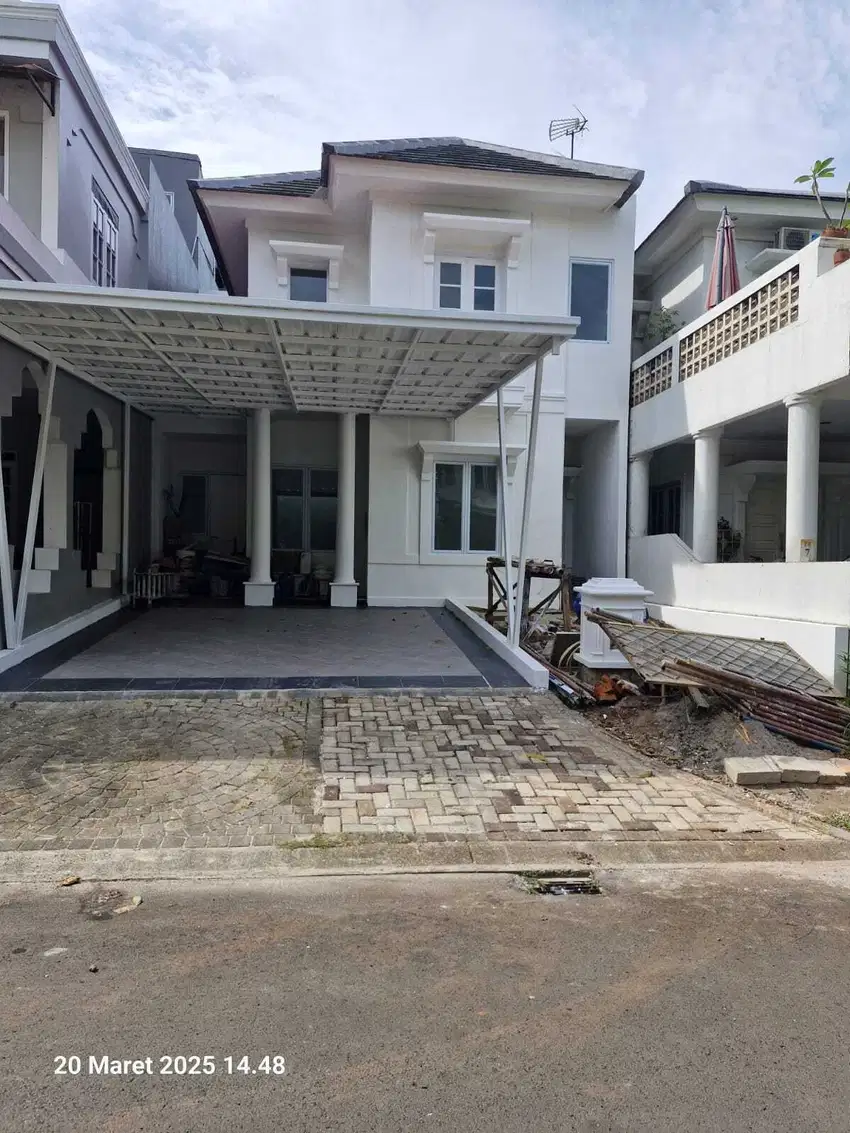 DIJUAL RUMAH KOTA WISATA (ell)