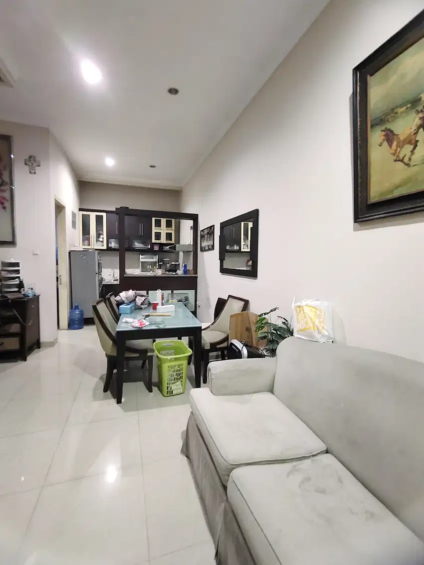 Hot Sale Rumah Gading Pratama 2,5 lantai cakep hanya 2M-an