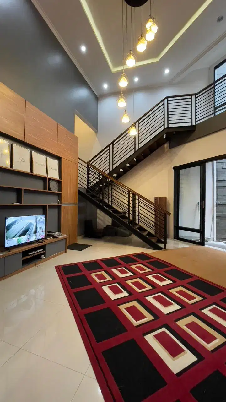 Dijual Rumah Full Furnish di Gunung Batu