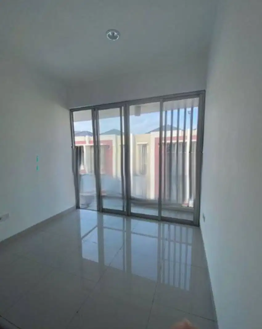 Dijual cepat  Rumah 2 lantai  Pik 2 cluster Cleveland