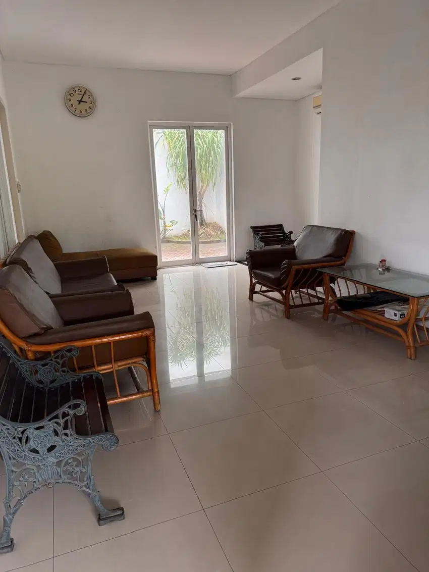 Rumah Royal Residence Cluster Addington Kondisi Furnish Siap Huni