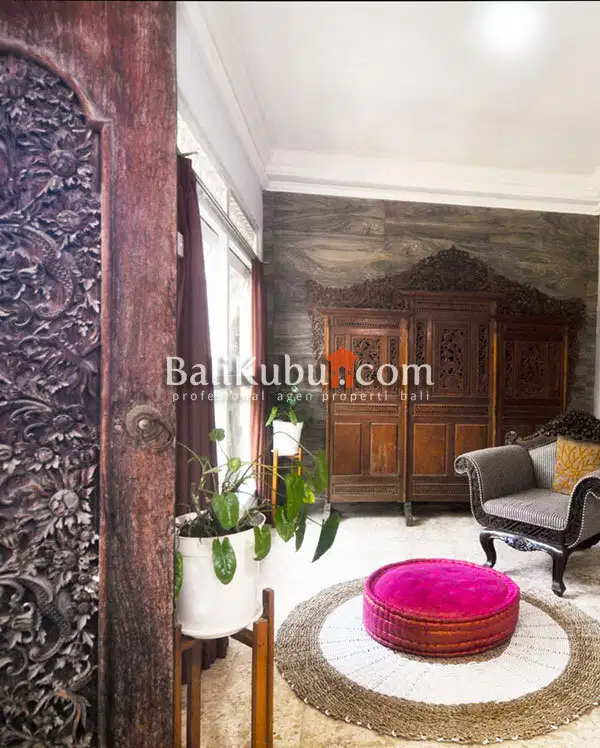 AMR-104.GDJ | For Yearly Rent Classic Housing Pavillion 2 BR in Renon