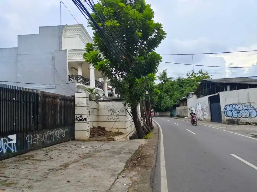 Dijual Tanah di meruya utara jakbar