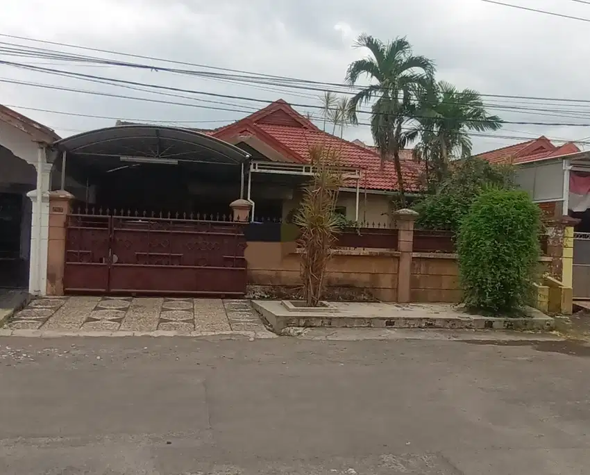 DIJUAL RUMAH TAMAN PONDOK INDAH WIYUNG SBY BARAT
