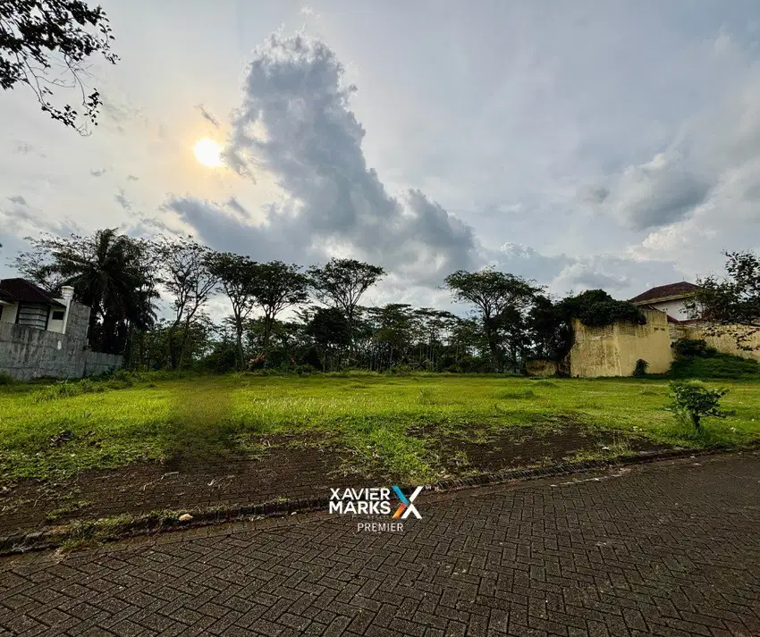 V1 Dijual Tanah Kavling Luas 3 Jejer di Graha Golf Araya Malang