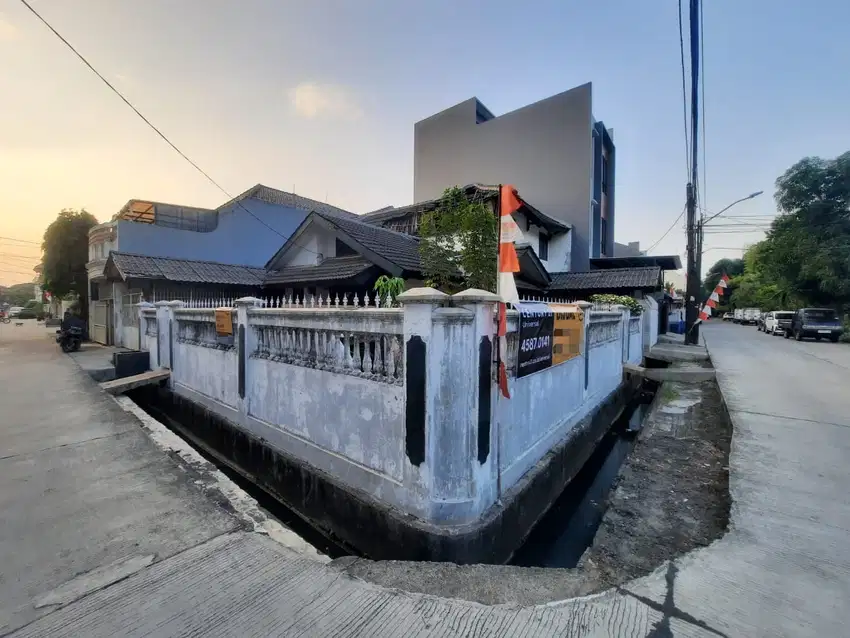 Rumah Tua Hitung Tanah Kelapa Gading BCS