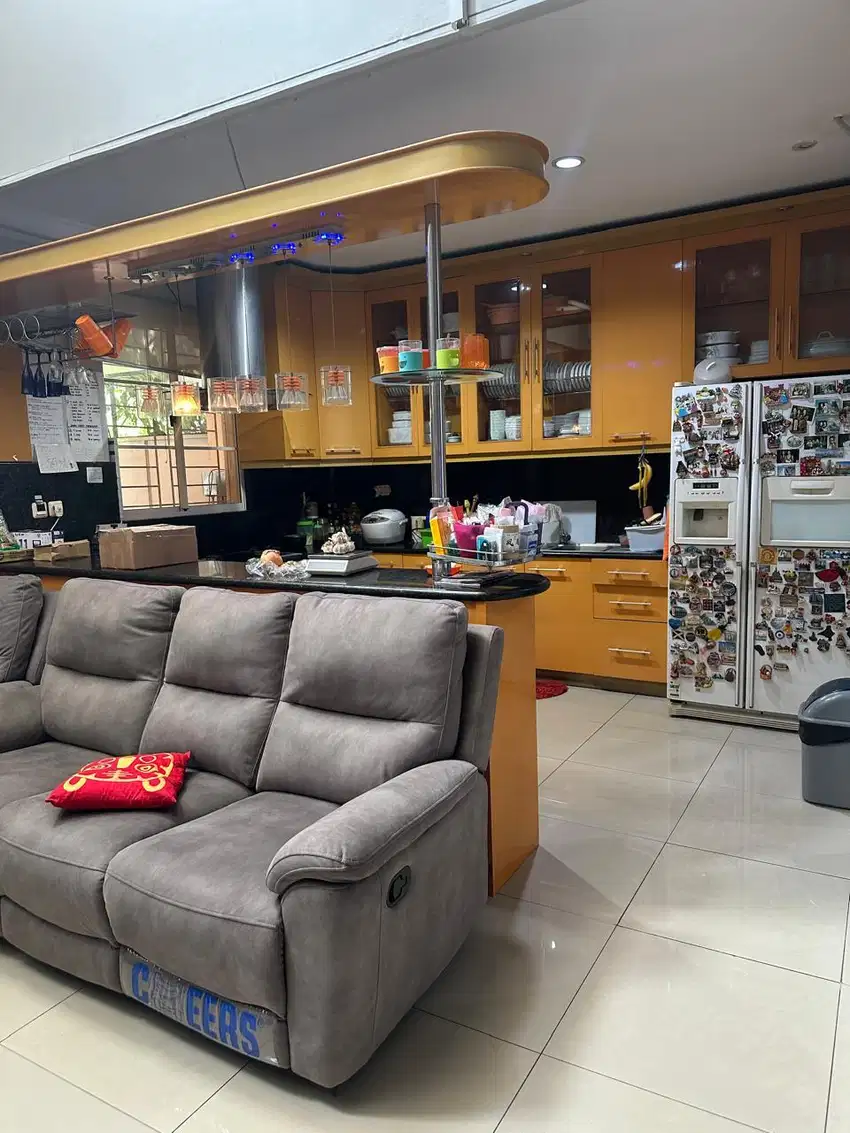 Hadap Utara Rumah Bgm Pik1 Luas 350 m2